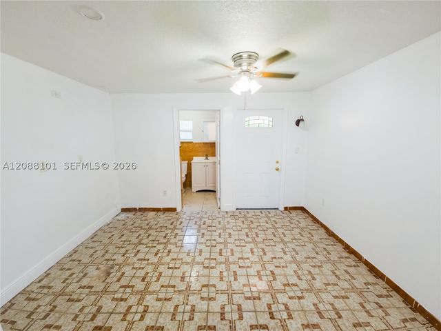 11601 SW 183rd St, Miami, FL 33157