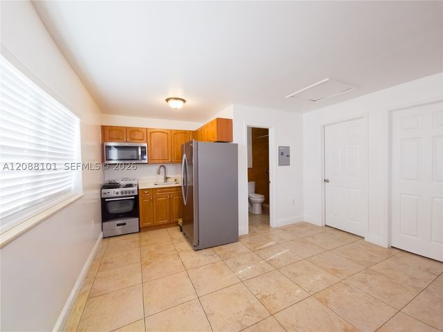 11601 SW 183rd St, Miami, FL 33157