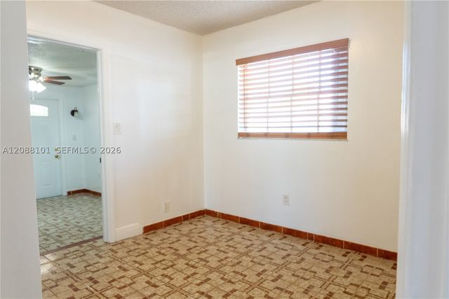 11601 SW 183rd St, Miami, FL 33157