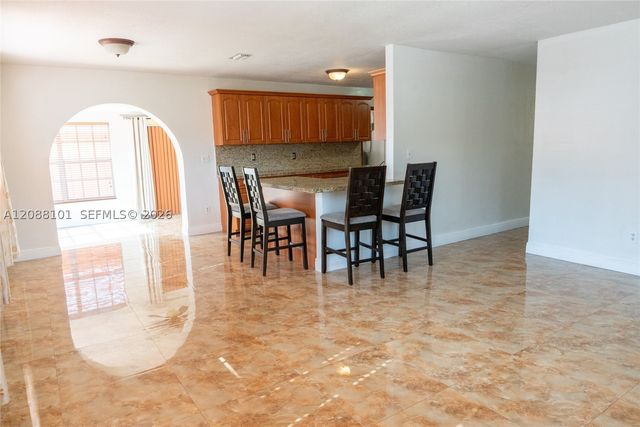 11601 SW 183rd St, Miami, FL 33157