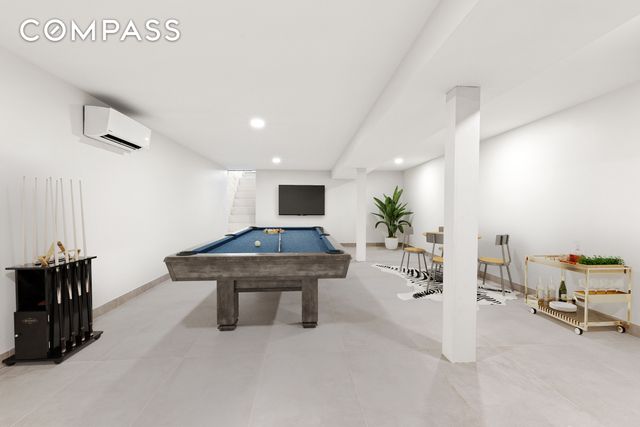 125 Schaefer Street, New York City, NY 11207