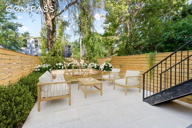 125 Schaefer Street, New York City, NY 11207