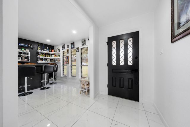 610 Athenia Way, Duncanville, TX 75137