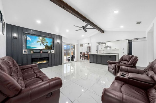 610 Athenia Way, Duncanville, TX 75137