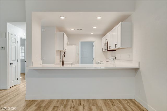 3676 Renovah Street 205, Las Vegas, NV 89129
