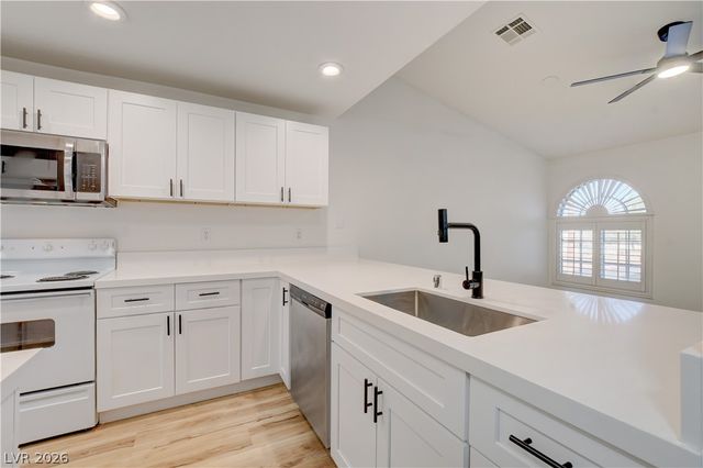 3676 Renovah Street 205, Las Vegas, NV 89129
