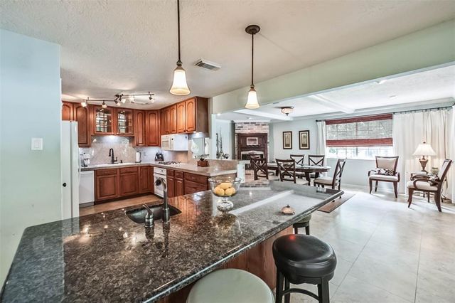 6911 Sprigg Street, Fulshear, TX 77441