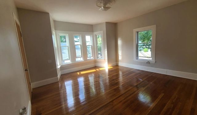 12 Kensington 2, Brockton, MA 02301