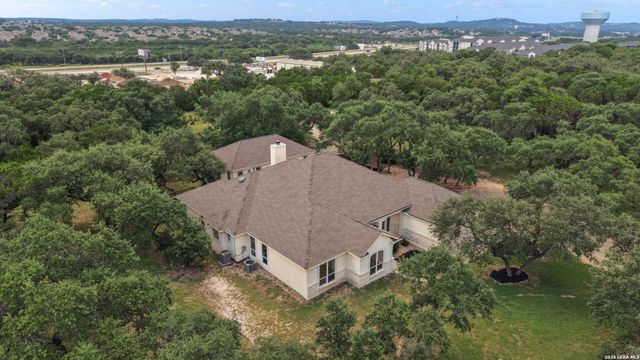 26807 Interstate 10 W #3, Boerne, TX 78006