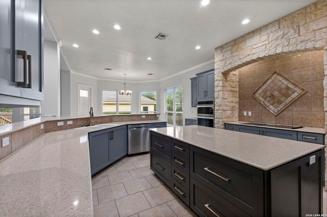 26807 Interstate 10 W #3, Boerne, TX 78006