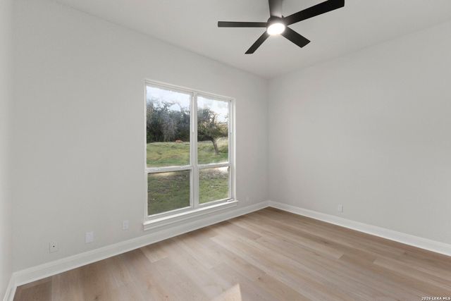26807 Interstate 10 W #3, Boerne, TX 78006