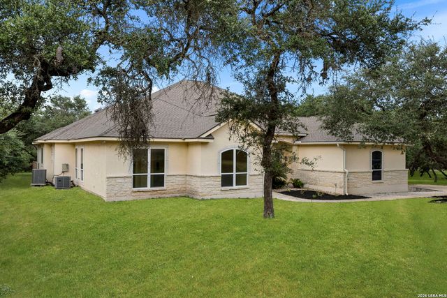 26807 Interstate 10 W #3, Boerne, TX 78006