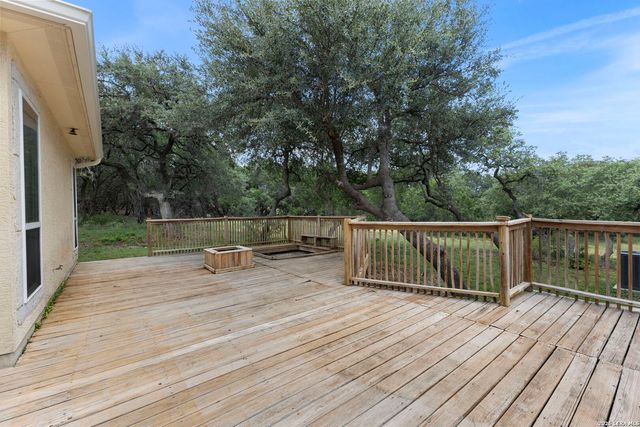 26807 Interstate 10 W #3, Boerne, TX 78006