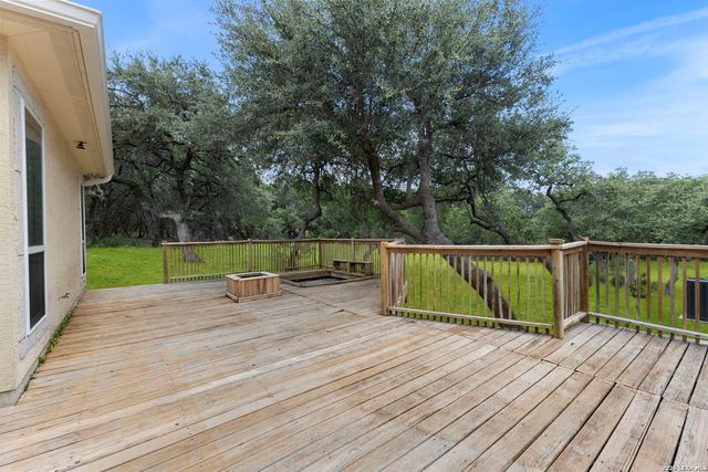 26807 Interstate 10 W #3, Boerne, TX 78006