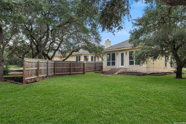 26807 Interstate 10 W #3, Boerne, TX 78006