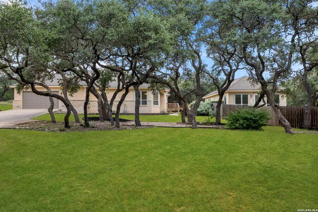 26807 Interstate 10 W #3, Boerne, TX 78006