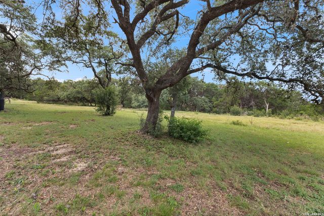 26807 Interstate 10 W #3, Boerne, TX 78006