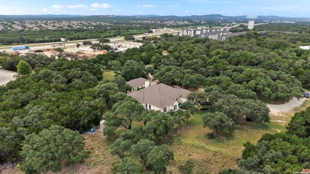 26807 Interstate 10 W #3, Boerne, TX 78006