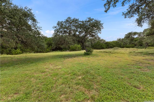 26807 Interstate 10 W #3, Boerne, TX 78006