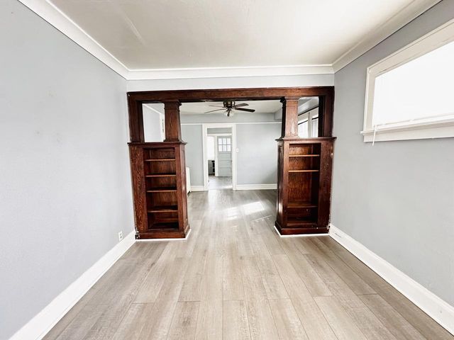 4090 N 7th STREET, Milwaukee, WI 53212