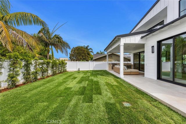 1721 2nd Street, Manhattan Beach, CA 90266