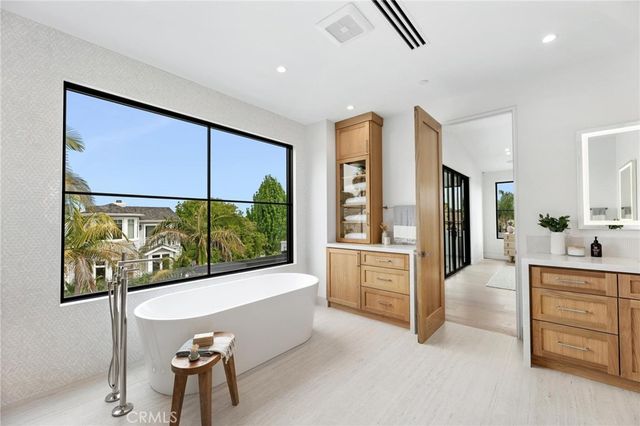 1721 2nd Street, Manhattan Beach, CA 90266