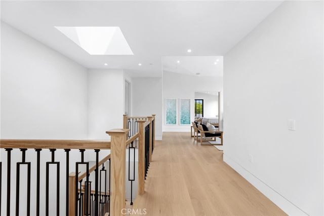 1721 2nd Street, Manhattan Beach, CA 90266