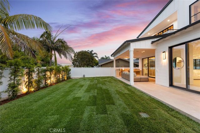 1721 2nd Street, Manhattan Beach, CA 90266