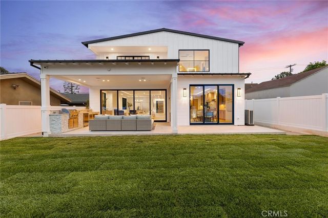 1721 2nd Street, Manhattan Beach, CA 90266