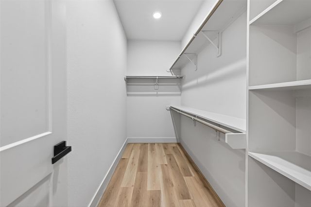 961 Highland Light Lane, Houston, TX 77091