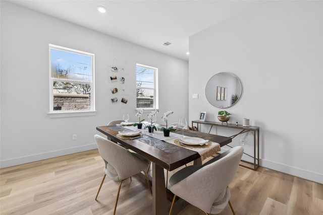 961 Highland Light Lane, Houston, TX 77091