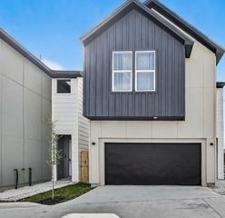 961 Highland Light Lane, Houston, TX 77091