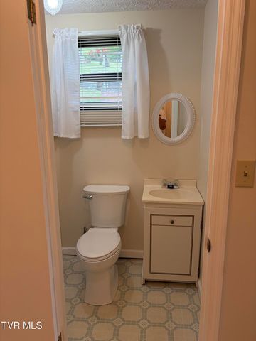 147 Virginia Avenue, Gate City, VA 24251