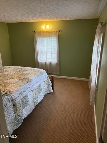 147 Virginia Avenue, Gate City, VA 24251