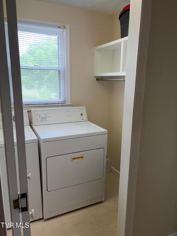 147 Virginia Avenue, Gate City, VA 24251