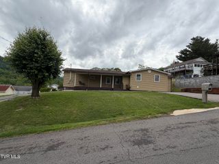147 Virginia Avenue, Gate City, VA 24251