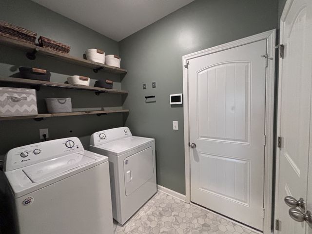 209 Windyhill St, Murfreesboro, TN 37129