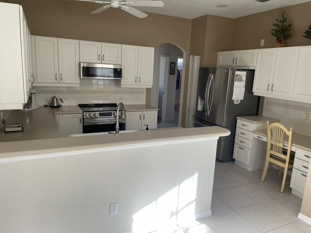 Image 5 of property listing at 9222 BONNINGTON DRIVE, Trinity, FL 34655