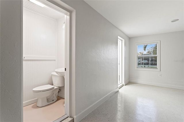 3943 FONTAINEBLEAU DRIVE, Tampa, FL 33634