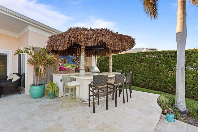 3943 FONTAINEBLEAU DRIVE, Tampa, FL 33634