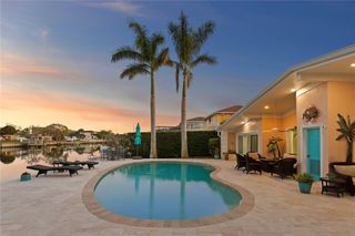 3943 FONTAINEBLEAU DRIVE, Tampa, FL 33634