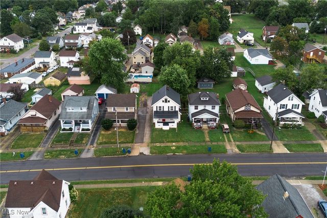 126 Churchill Road, Girard, OH 44420