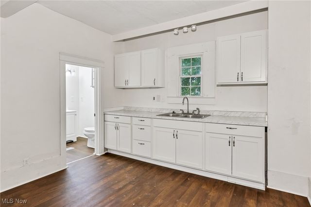 126 Churchill Road, Girard, OH 44420