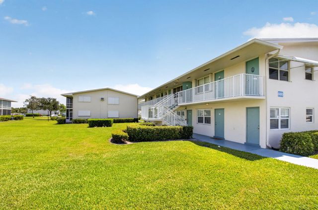 660 Horizon W 107, Boynton Beach, FL 33435