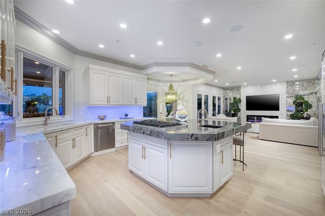 4 Ayden Drive, Henderson, NV 89052