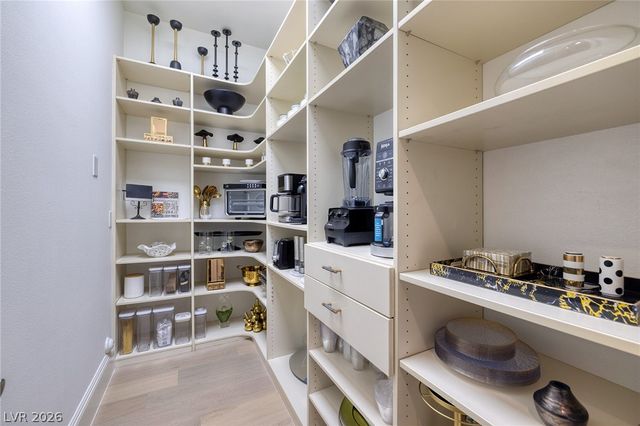 4 Ayden Drive, Henderson, NV 89052