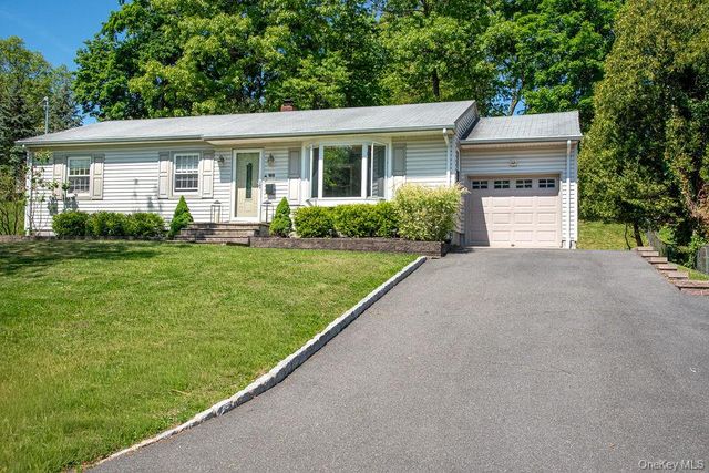 169 N Magnolia Street, Pearl River, NY 10965