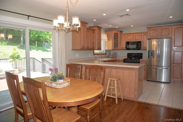 169 N Magnolia Street, Pearl River, NY 10965