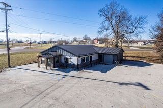 601 AIRWAY DR, Fulton, MO 65251