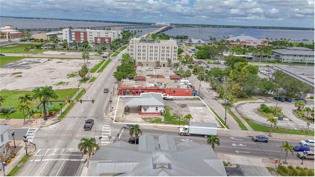 140 TAMIAMI TRAIL, Punta Gorda, FL 33950